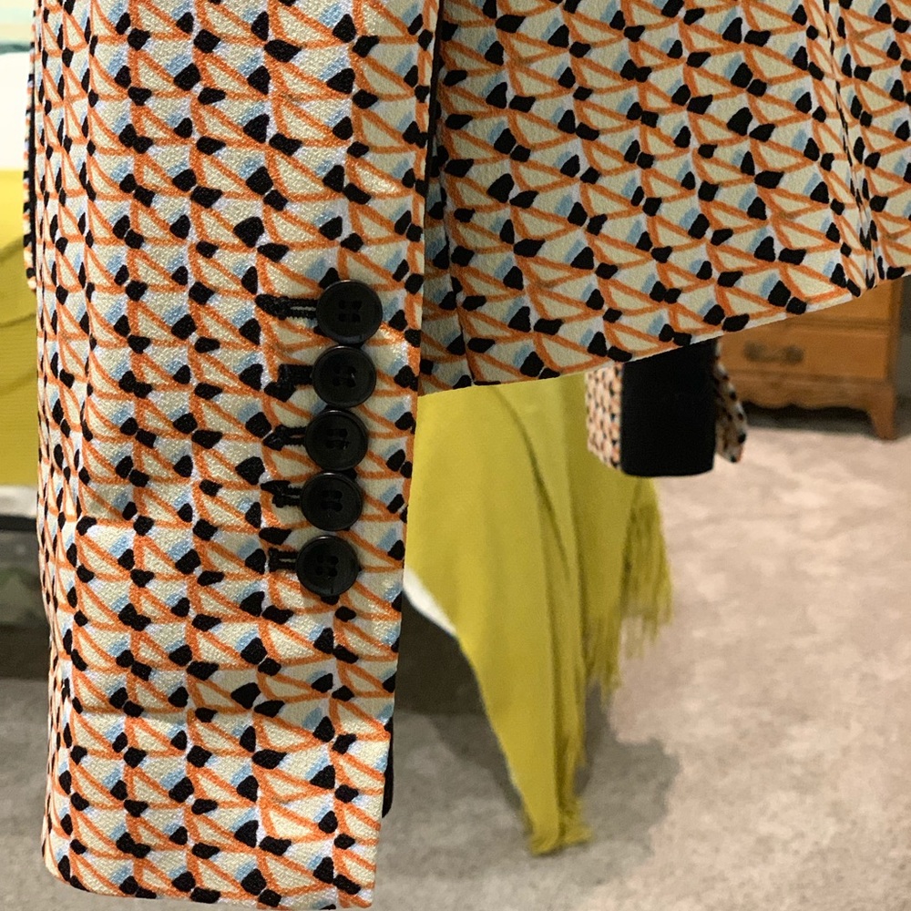 Bcbgmaxazria Geometric Pattern Blazer - image 4